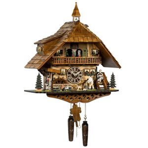 coucou chalet majestueux de la forêt noire